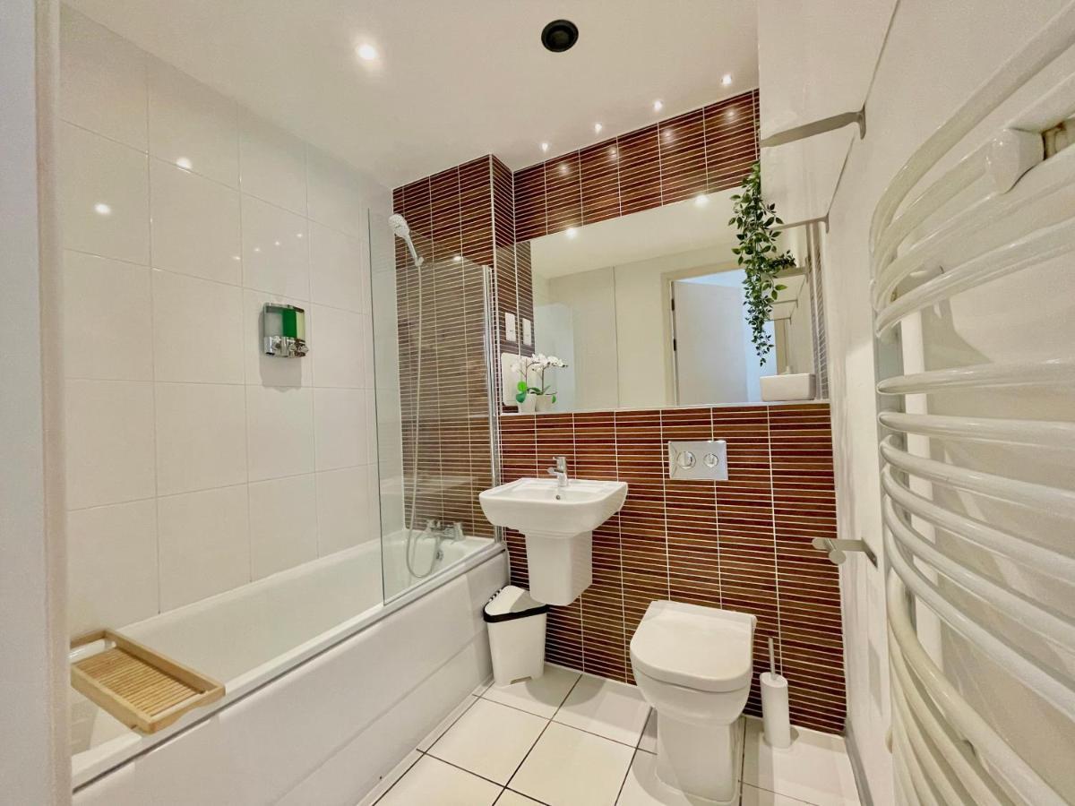 Victorian Factory Apartment With 2 Bedrooms Bristol Ngoại thất bức ảnh